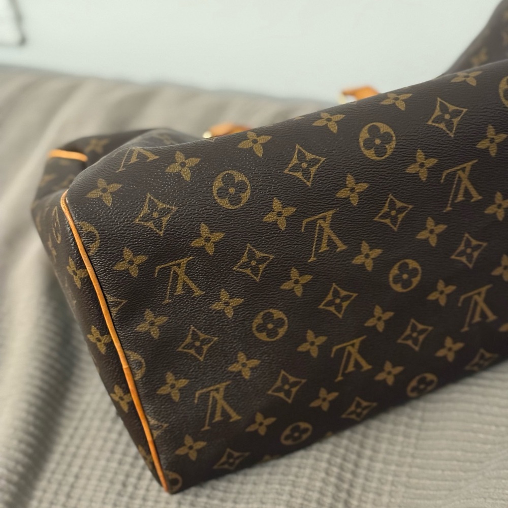Louis Vuitton Vintage Speedy 40 Monogram Bag - Picture 12 of 16